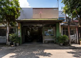 Tampak depan Griya Sehat di Papar Kediri